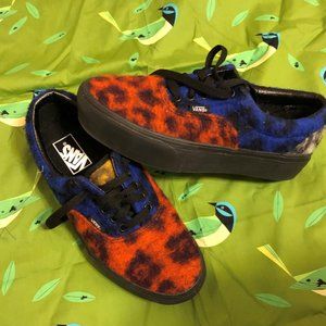 NWOT, Vans women's size 9